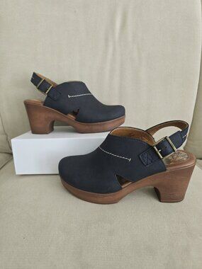 BOC Cecila Clog Platform Slingback Shoes 9 Buckle Navy Blue Faux Leather Y2K